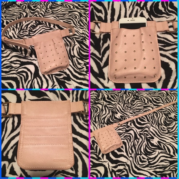 ellen tracy fanny pack